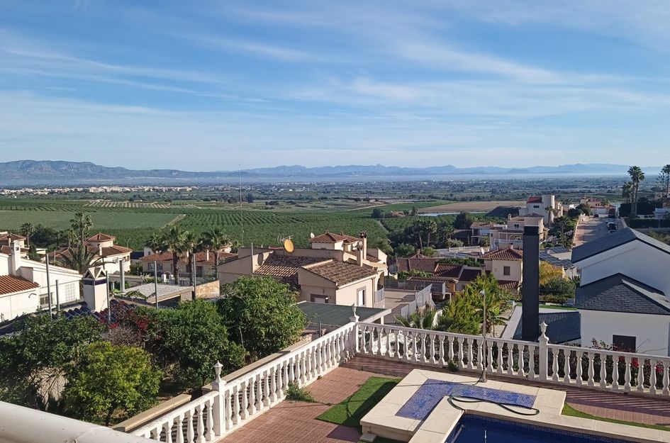 Villa in Castillo de Montemar
