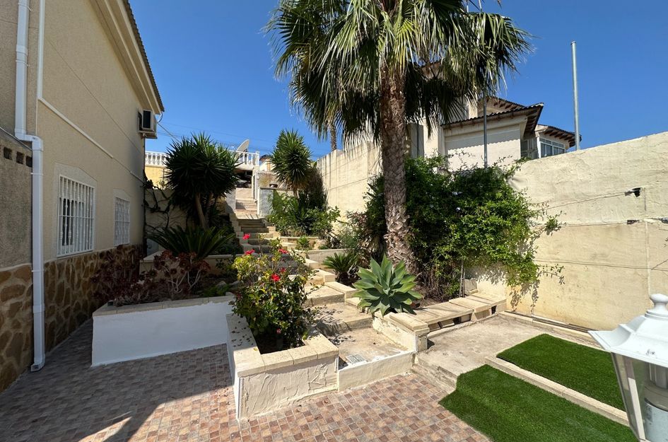 Villa in Castillo de Montemar