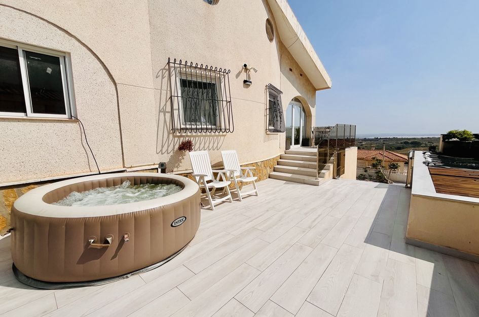 Villa in San Miguel de Salinas