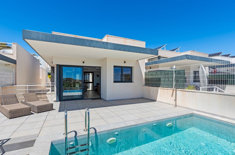 Villa in San Miguel de Salinas