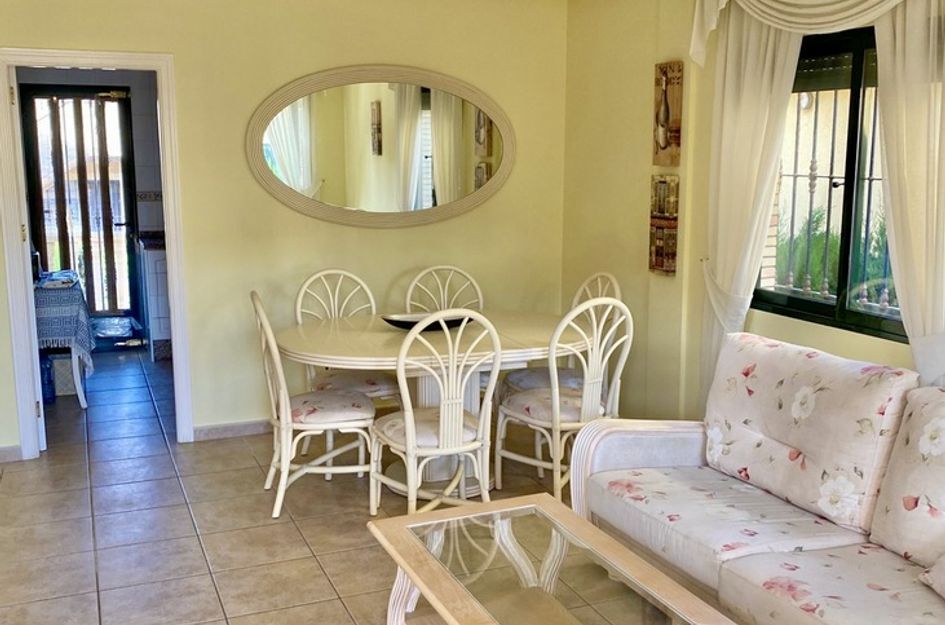 Halfvrijstaand in Villamartin