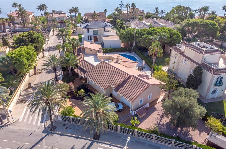 Villa in Cabo Roig