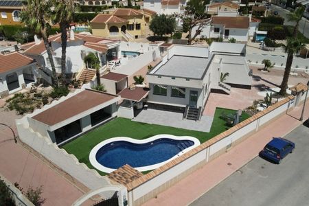 Villa in Quesada