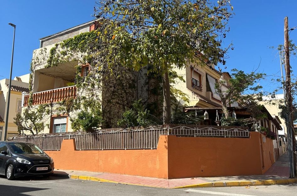 Villa in Los Montesinos