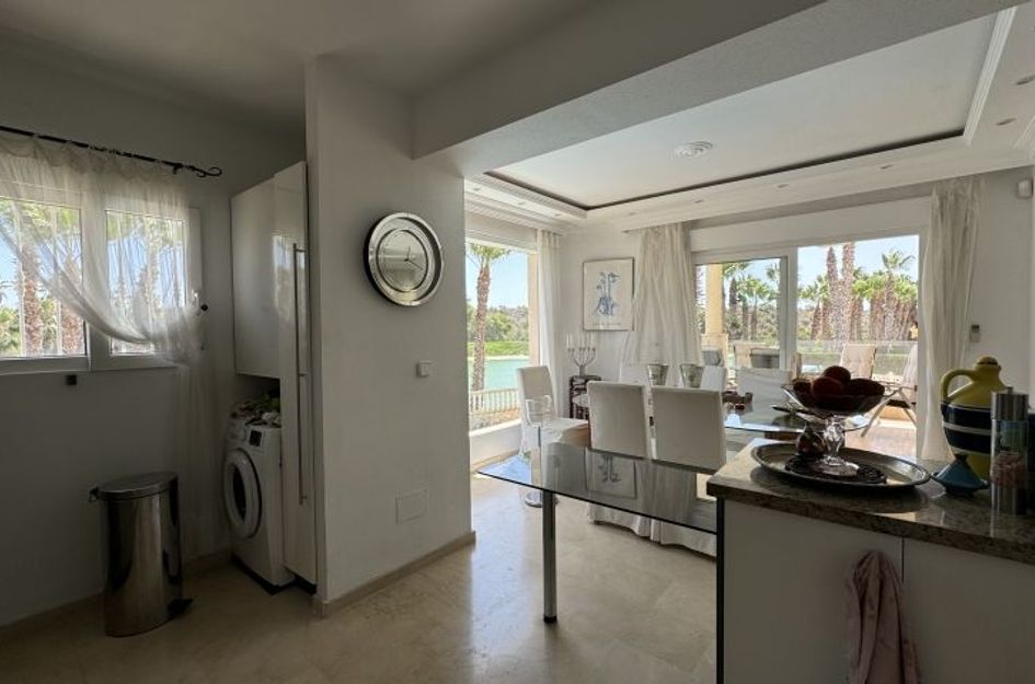 Villa in Campoamor R-5