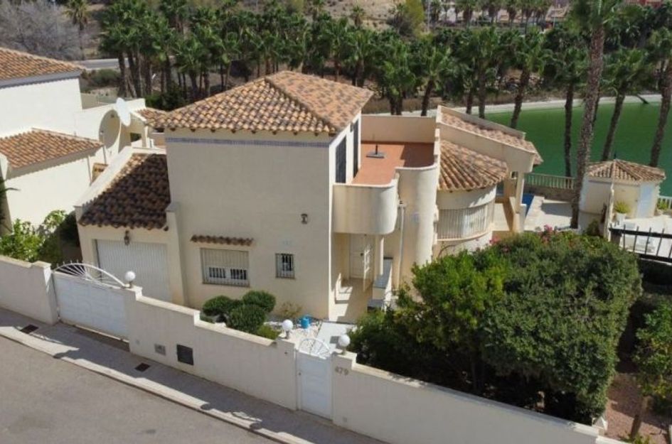 Villa in Campoamor R-5