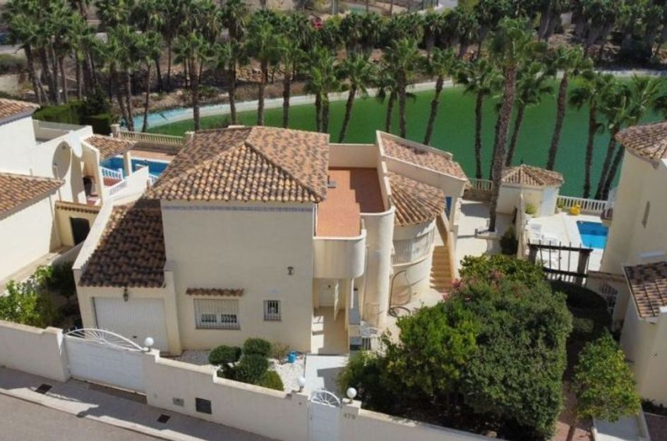 Villa in Campoamor R-5