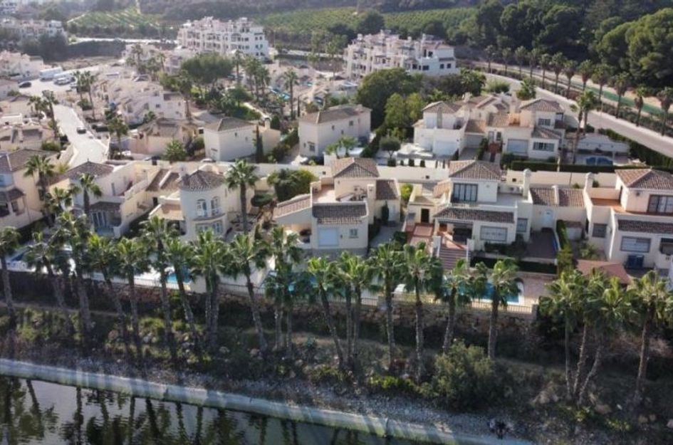 Villa in Campoamor R-5
