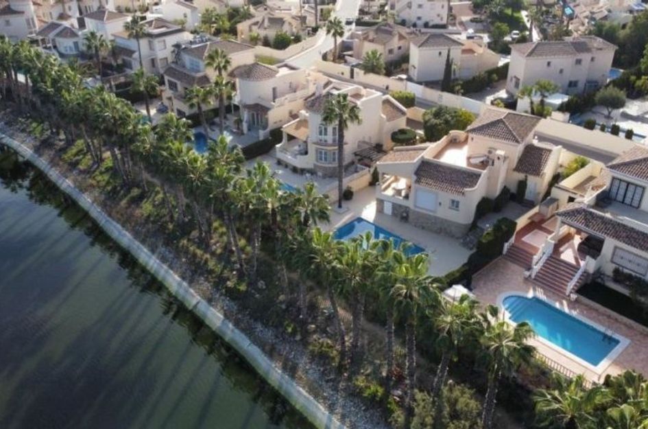 Villa in Campoamor R-5