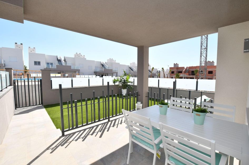 Bungalow in San Miguel de Salinas