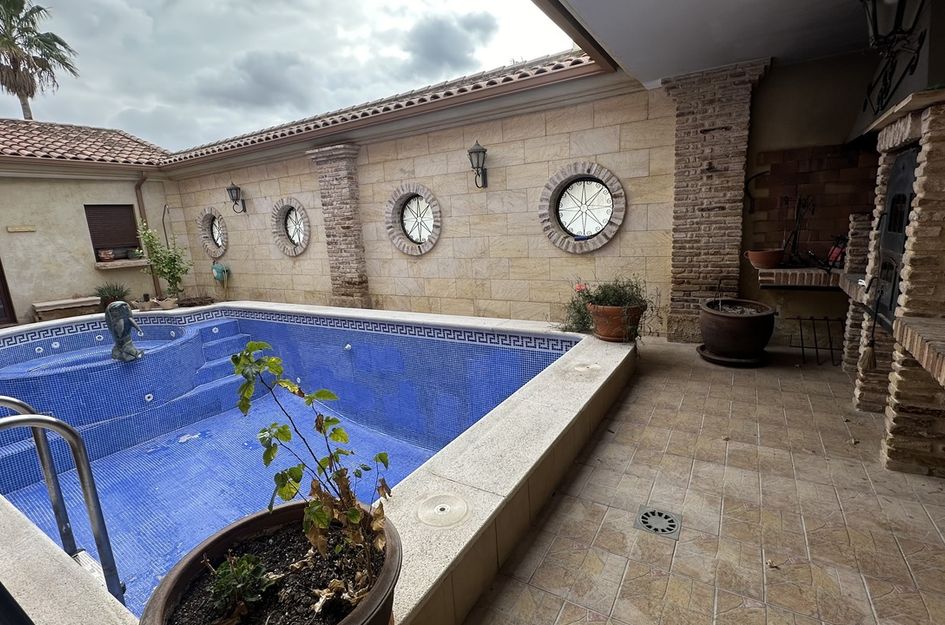 Villa in San Miguel de Salinas