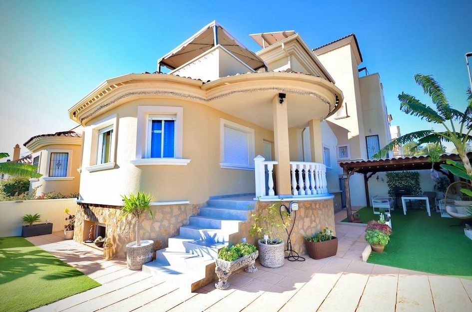 Villa in San Miguel de Salinas