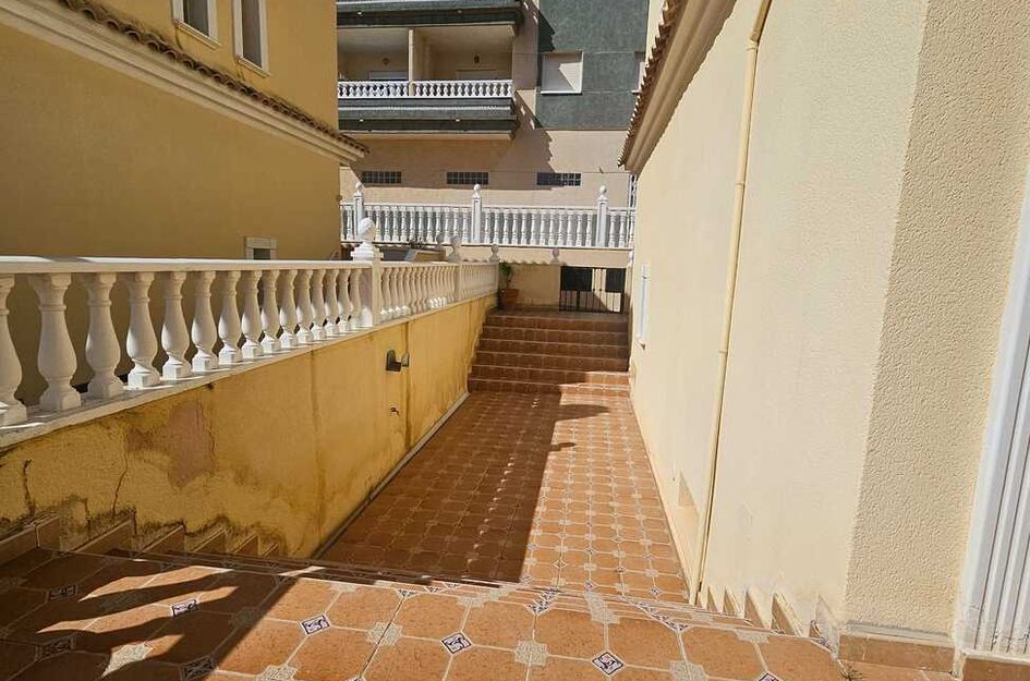 Villa in Guardamar del Segura