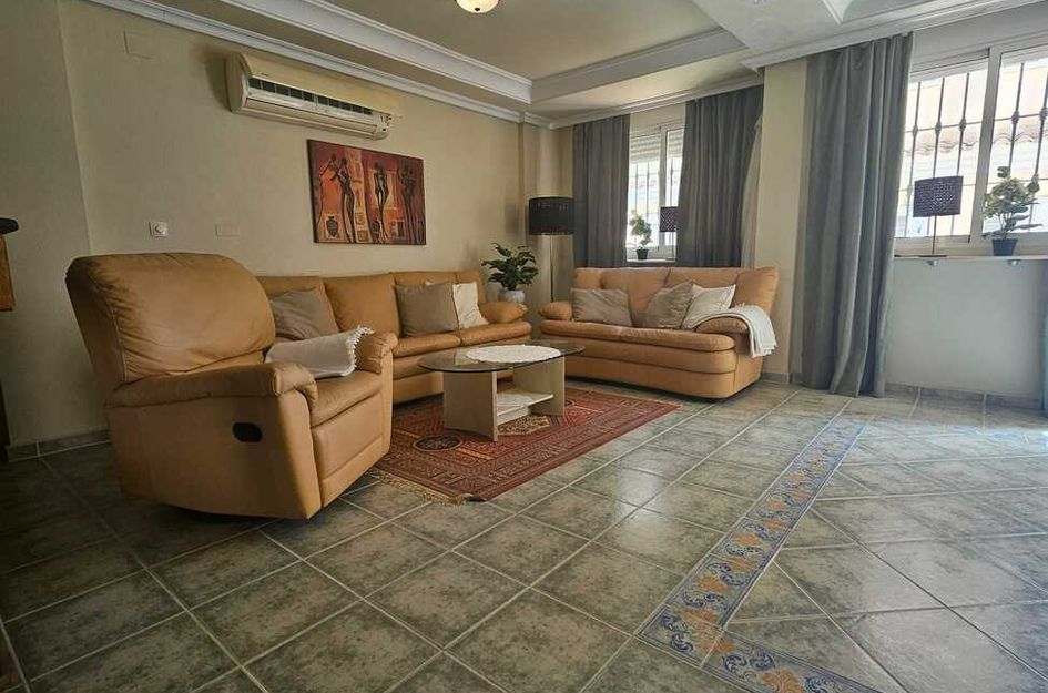 Villa in Guardamar del Segura