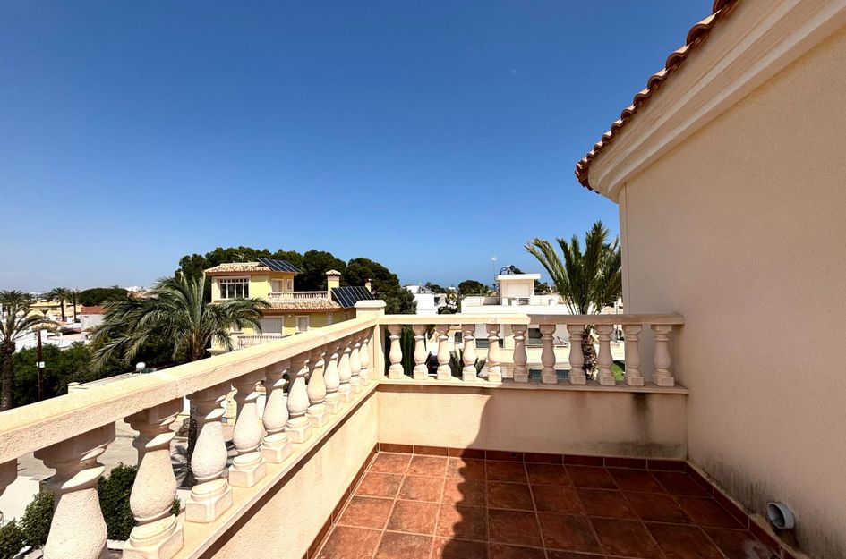 Villa in Cabo Roig