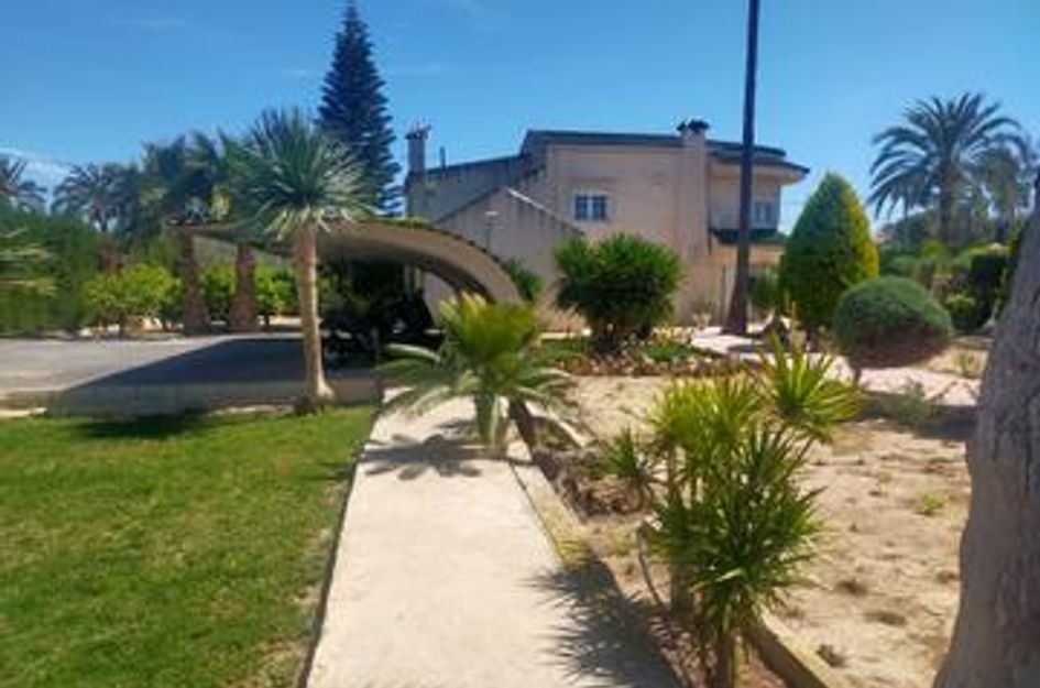 Villa in Perleta