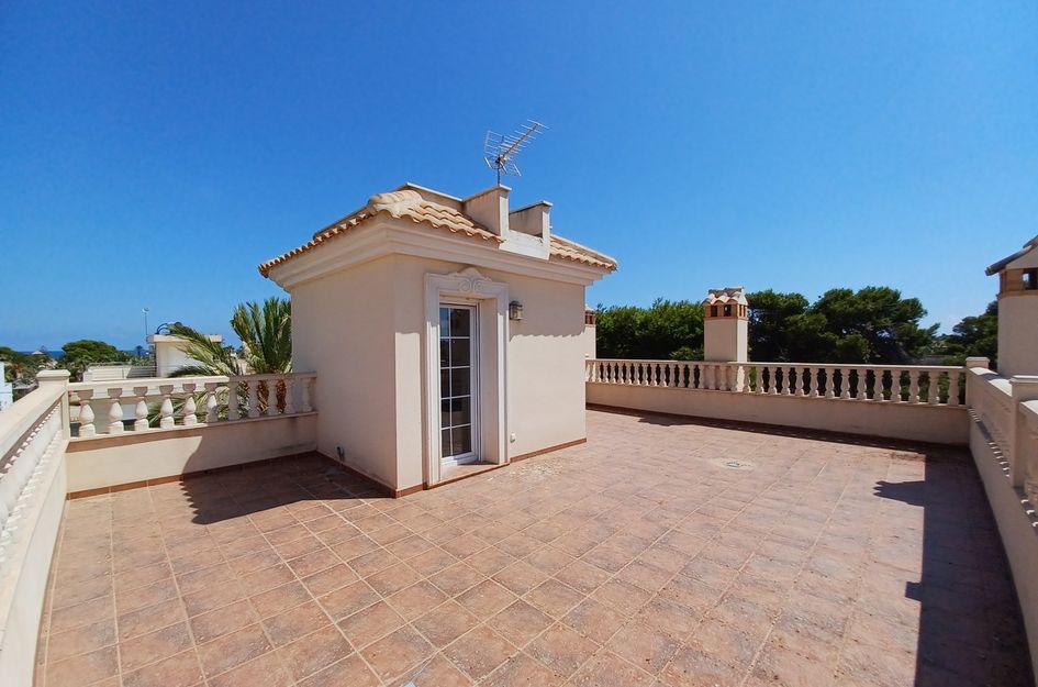 Villa in Cabo Roig