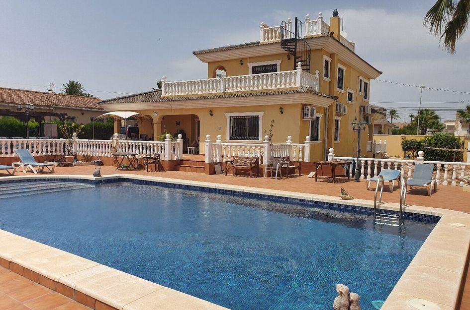 Villa in Torrevieja