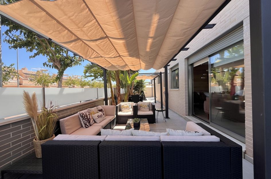 Villa in Torre de la Horadada