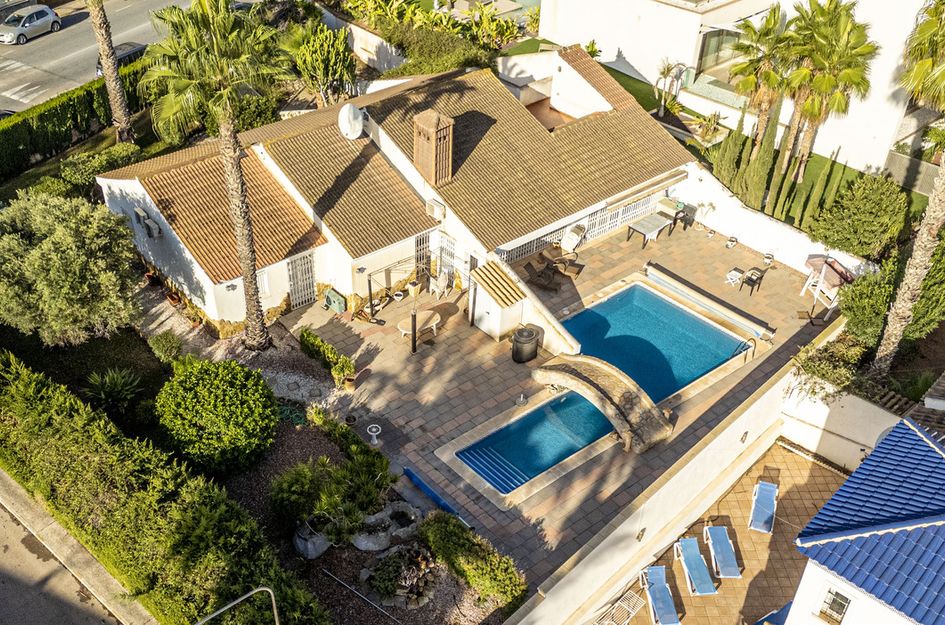 Villa in Desamparados