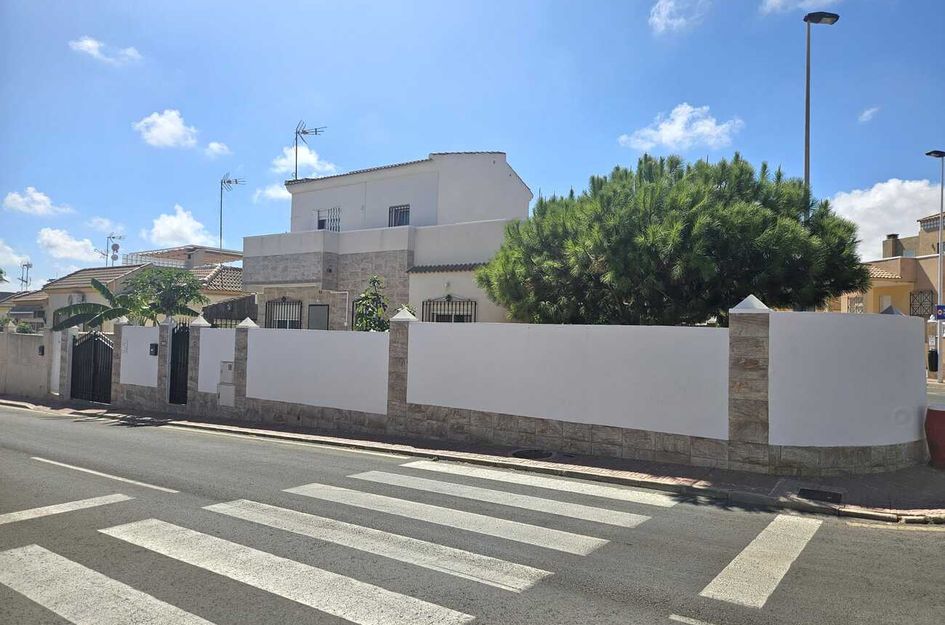 Villa in Torrevieja