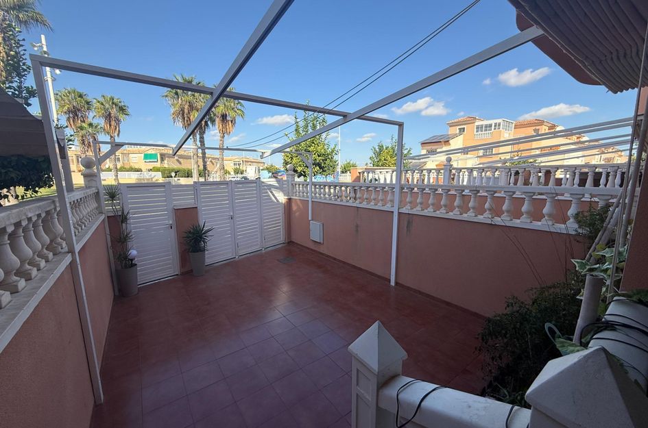 Halfvrijstaand in Torrevieja