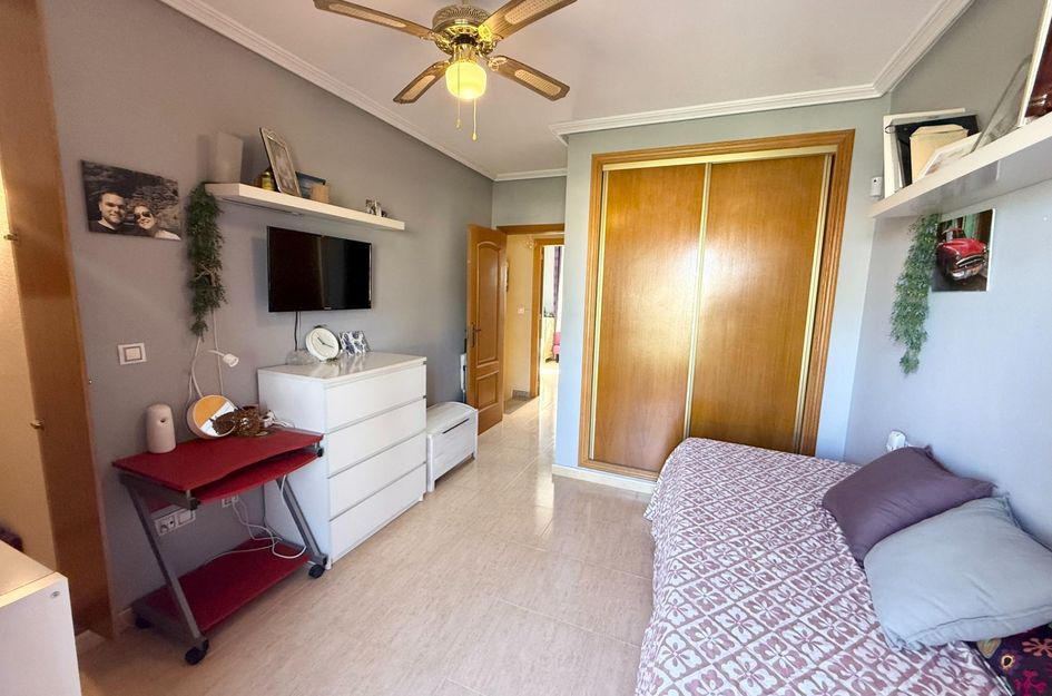 Halfvrijstaand in Torrevieja