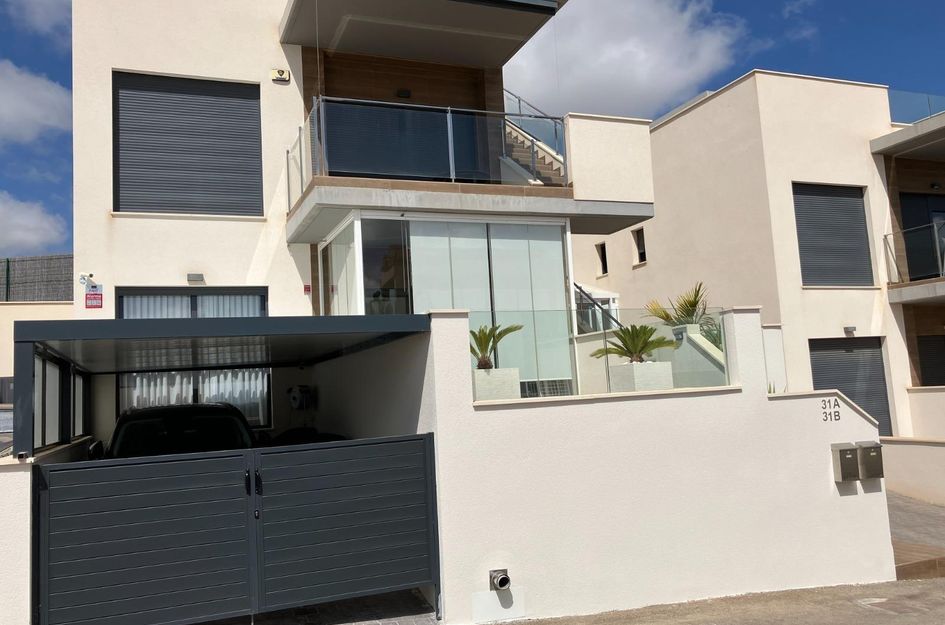 Bungalow in San Miguel de Salinas