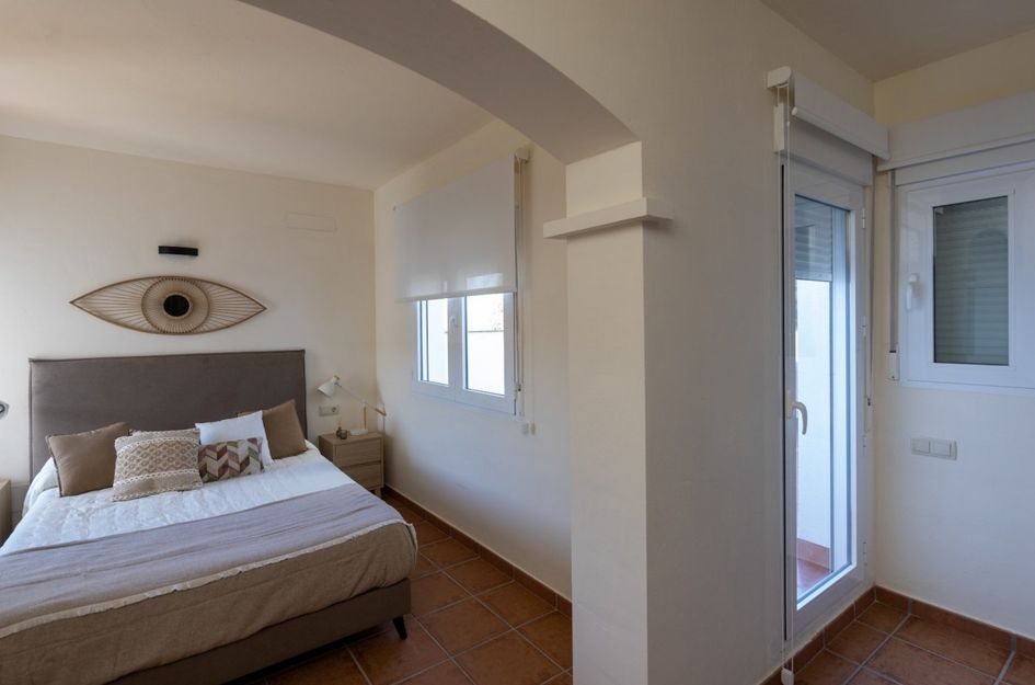 Halfvrijstaand in Valladolises y Lo Jurado