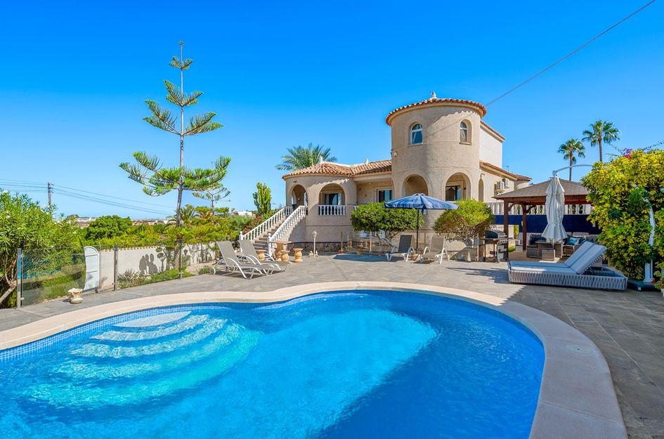 Villa in Lo Cerca