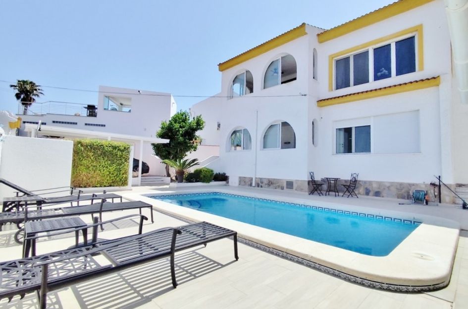 Villa in San Miguel de Salinas