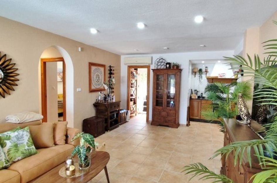 Villa in San Miguel de Salinas