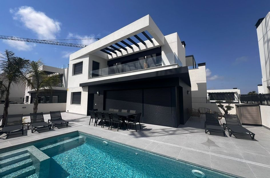 Villa in Castillo de Montemar