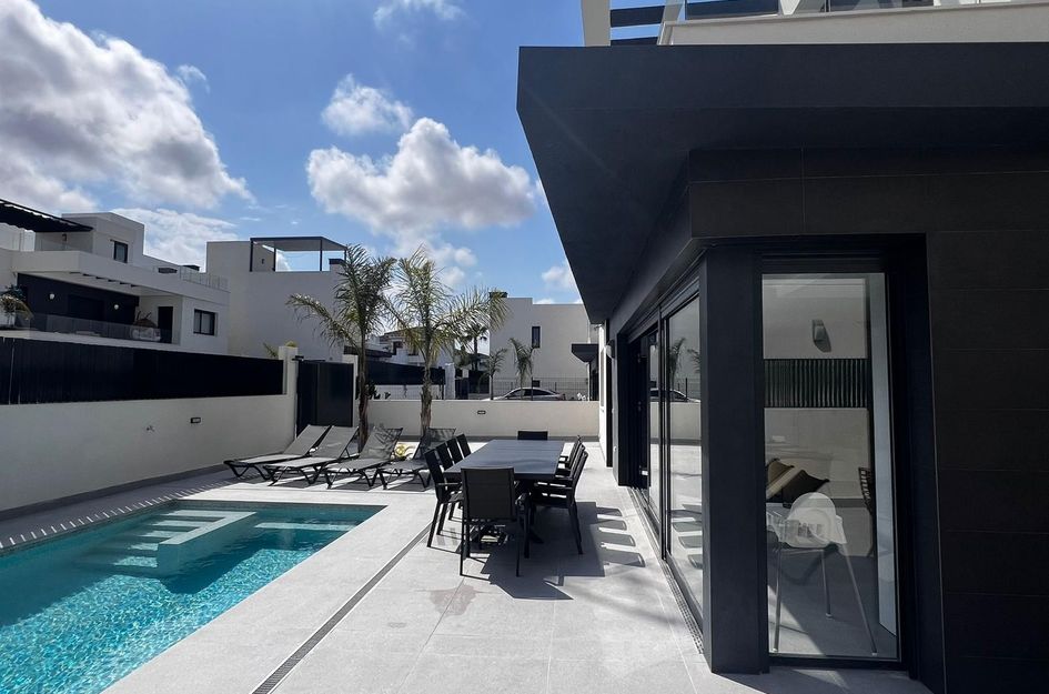 Villa in Castillo de Montemar