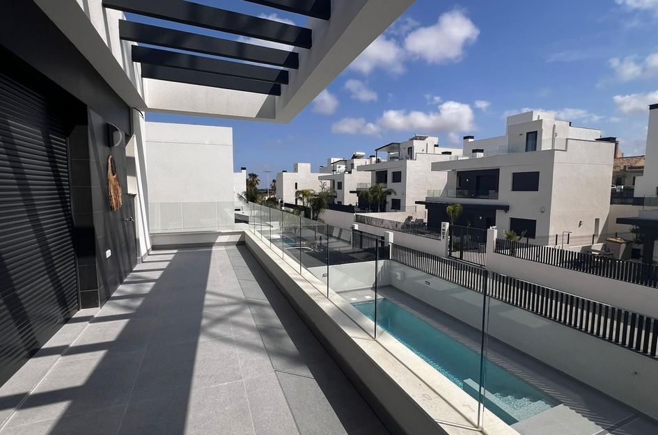 Villa in Castillo de Montemar