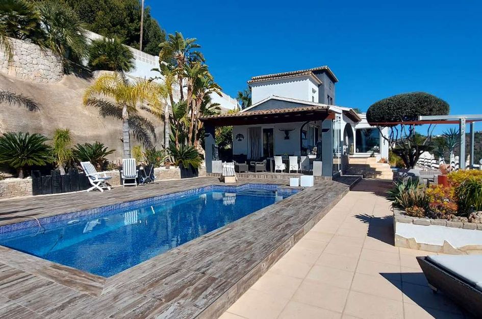 Villa in Calp