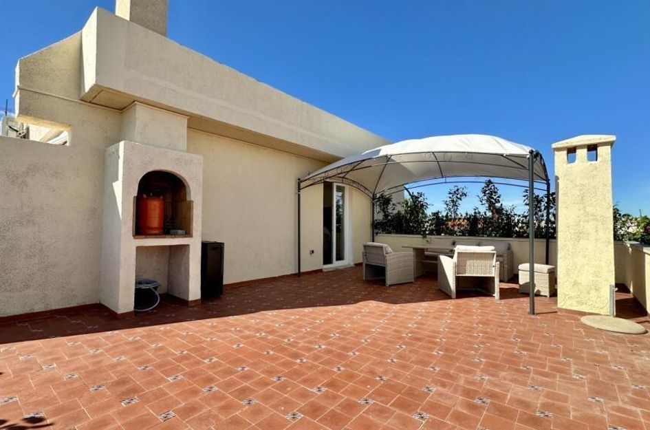 Penthouse in Punta Prima