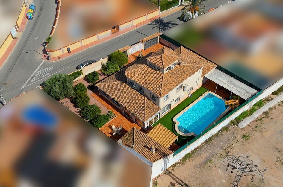 Villa in Torrevieja