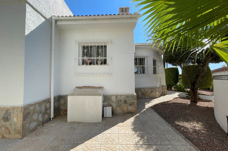 Villa in Quesada