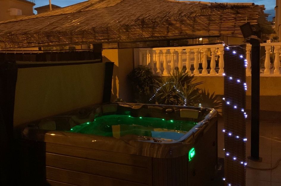 Huis in Res. Las Filipinas