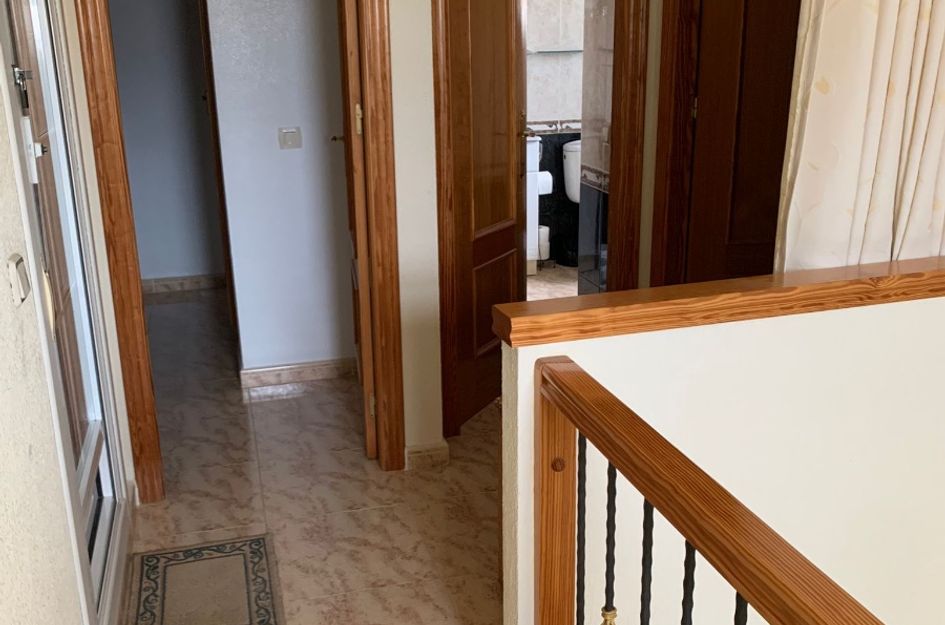 Huis in Res. Las Filipinas