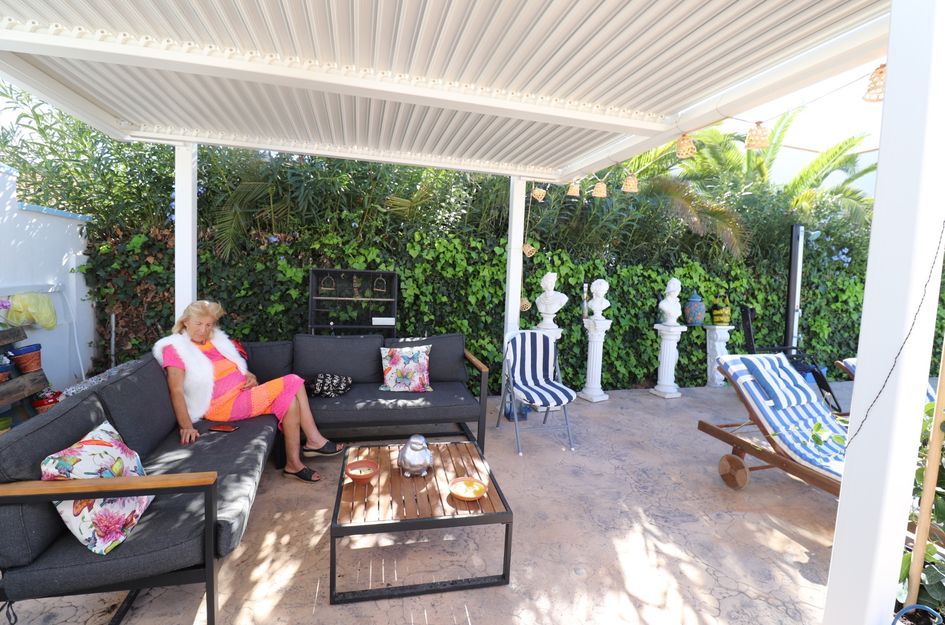 Villa in El Fondó de les Neus