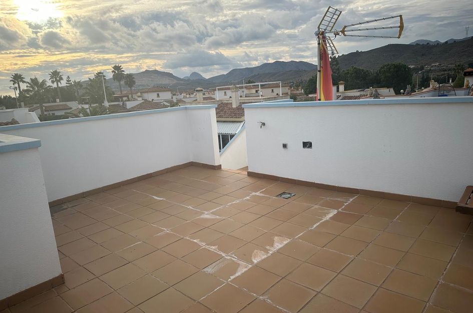 Villa in El Fondó de les Neus