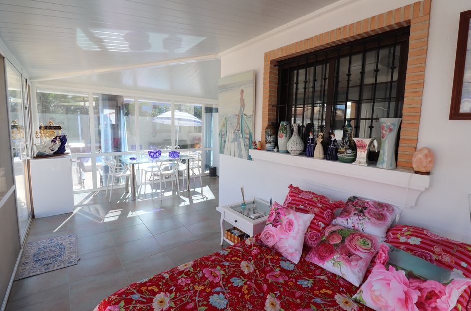 Villa in El Fondó de les Neus