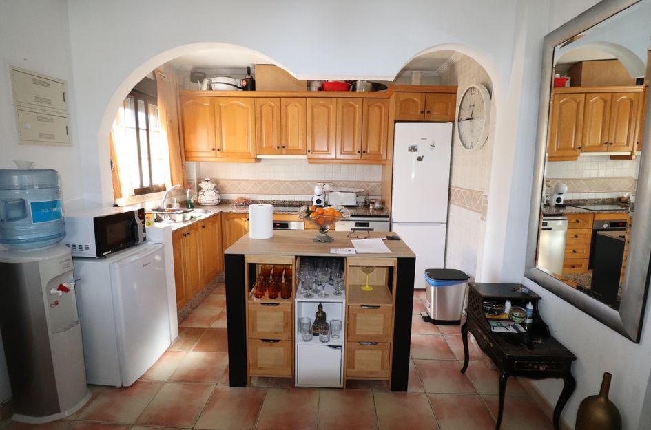 Villa in El Fondó de les Neus