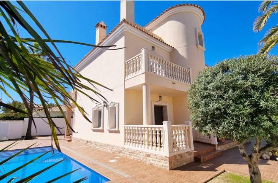 Villa in Cabo Roig