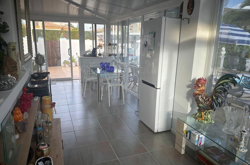 Villa in El Fondó de les Neus