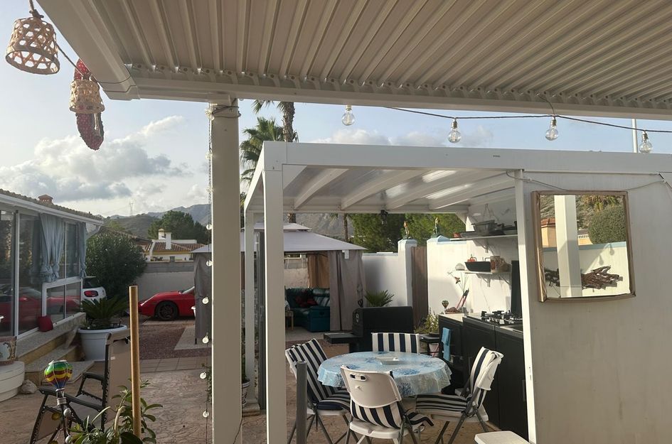 Villa in El Fondó de les Neus