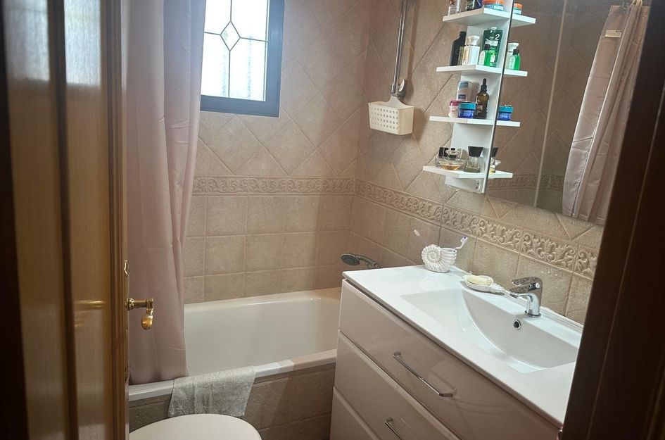 Villa in El Fondó de les Neus