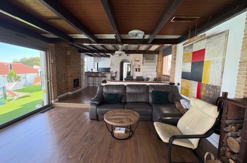 Villa in Orihuela Costa